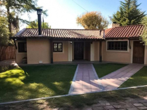 Espectacular casa en Chacras de Coria